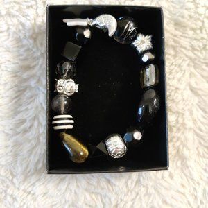 Avon Bracelet Beaded Chic Charm Midnight NIB